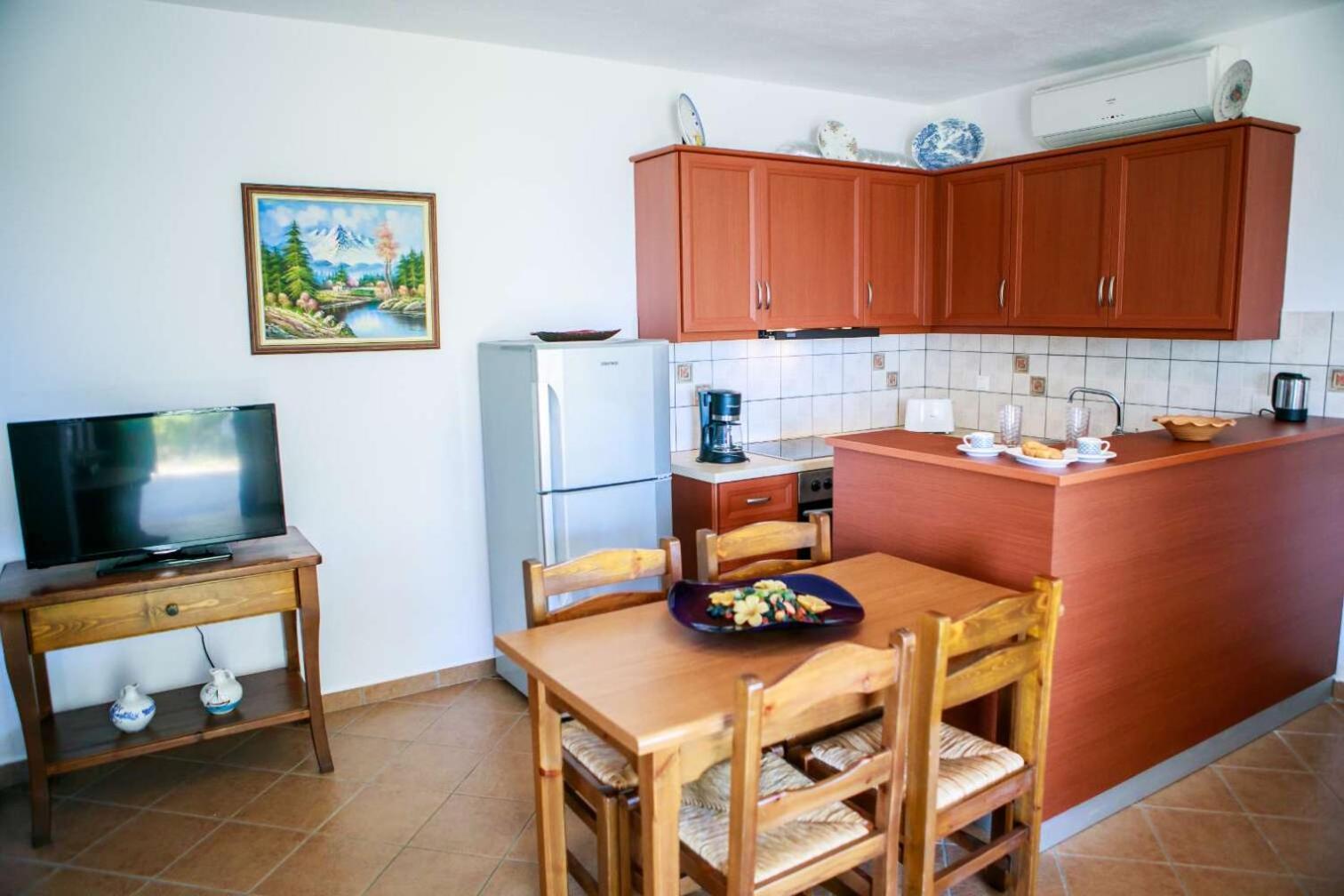 Anatoli Villa Steni Vala Alonissos Bilik gambar