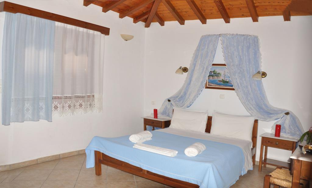 Anatoli Villa Steni Vala Alonissos Bilik gambar