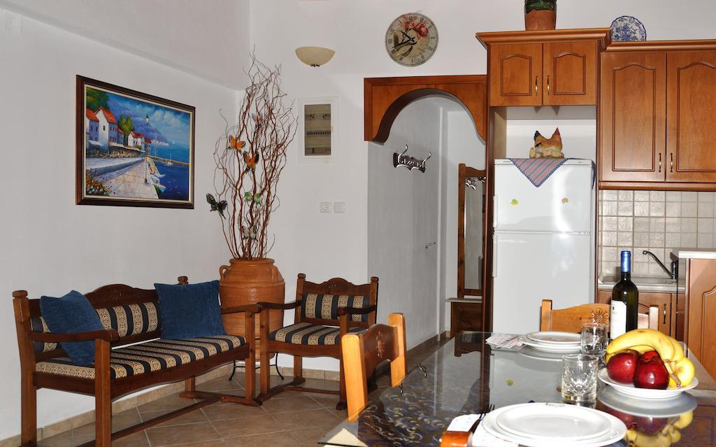 Anatoli Villa Steni Vala Alonissos Bilik gambar
